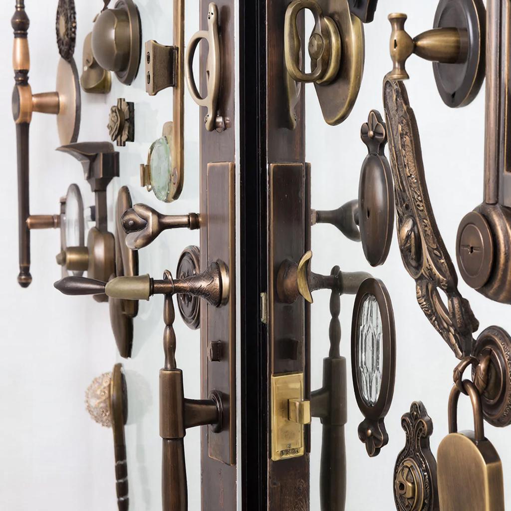 Дверная фурнитура, мир деталей, который решает всё